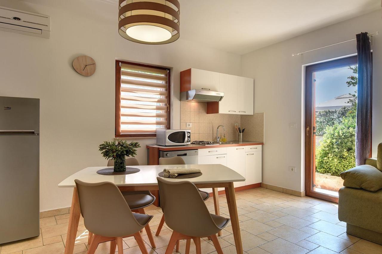 Apartments Buic Винкуран Екстериор снимка