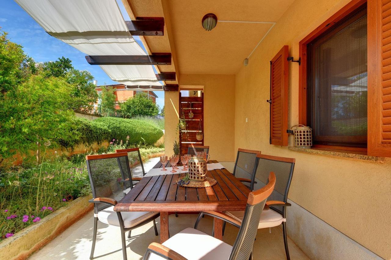 Apartments Buic Винкуран Екстериор снимка
