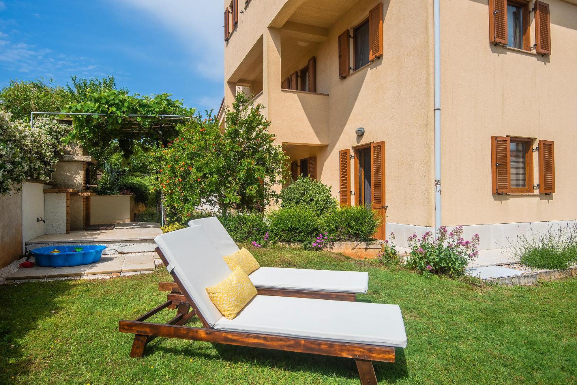 Apartments Buic Винкуран Екстериор снимка