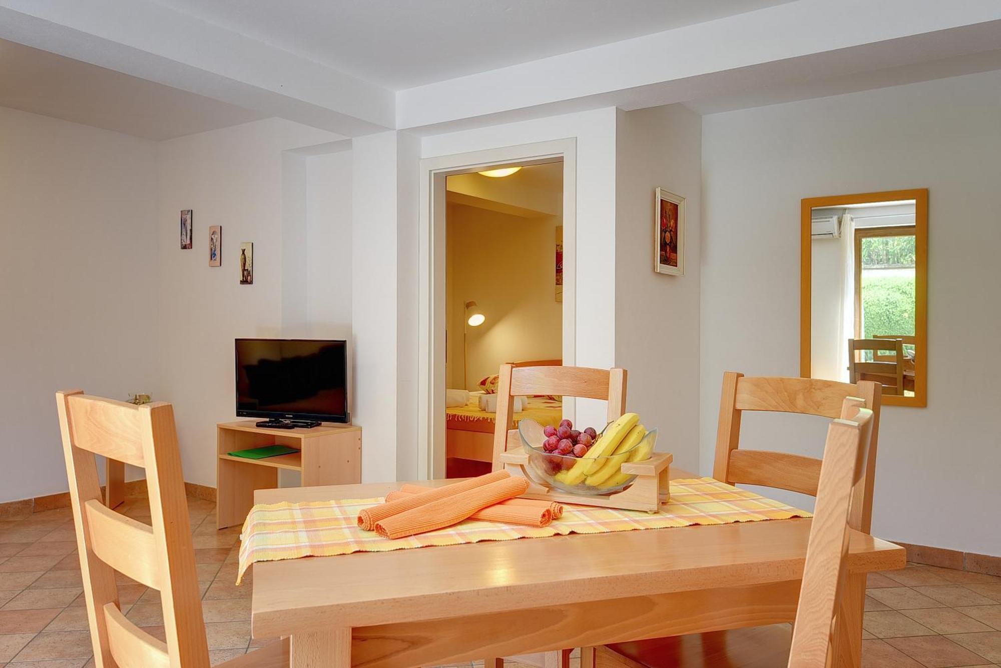 Apartments Buic Винкуран Екстериор снимка