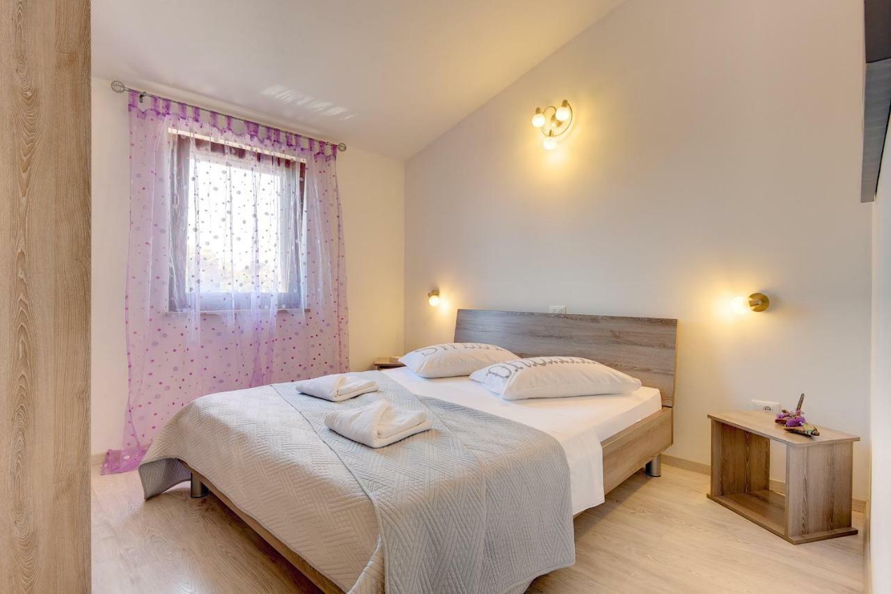 Apartments Buic Винкуран Екстериор снимка