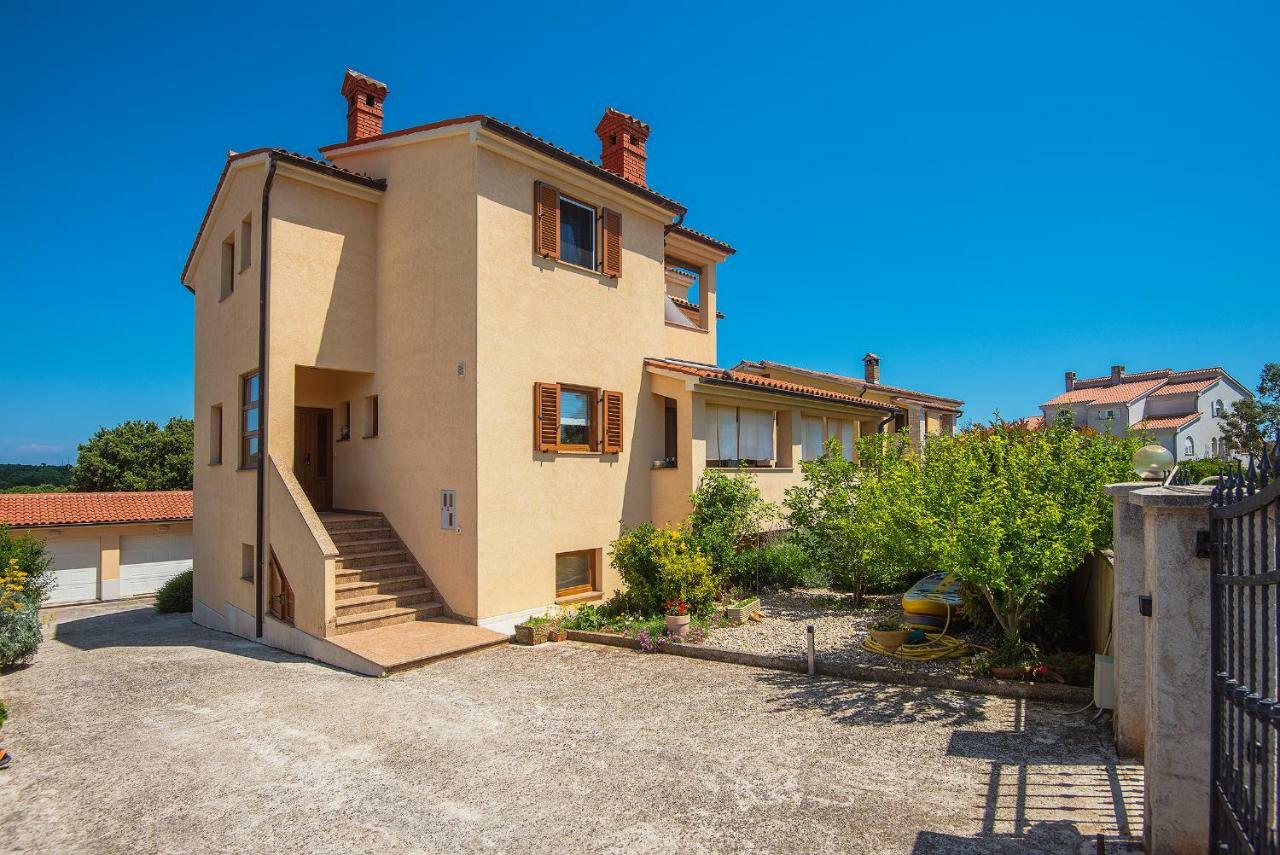 Apartments Buic Винкуран Екстериор снимка